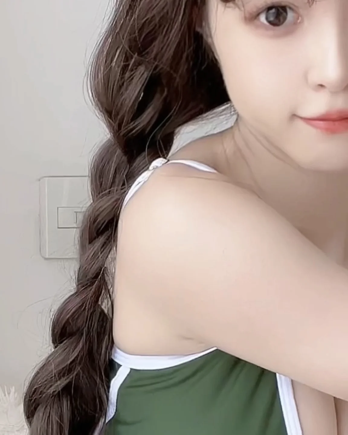 晕崽Zz - 绿 [50P,1V-405MB] tg@simisebaisi 【丝足阁】030.webp